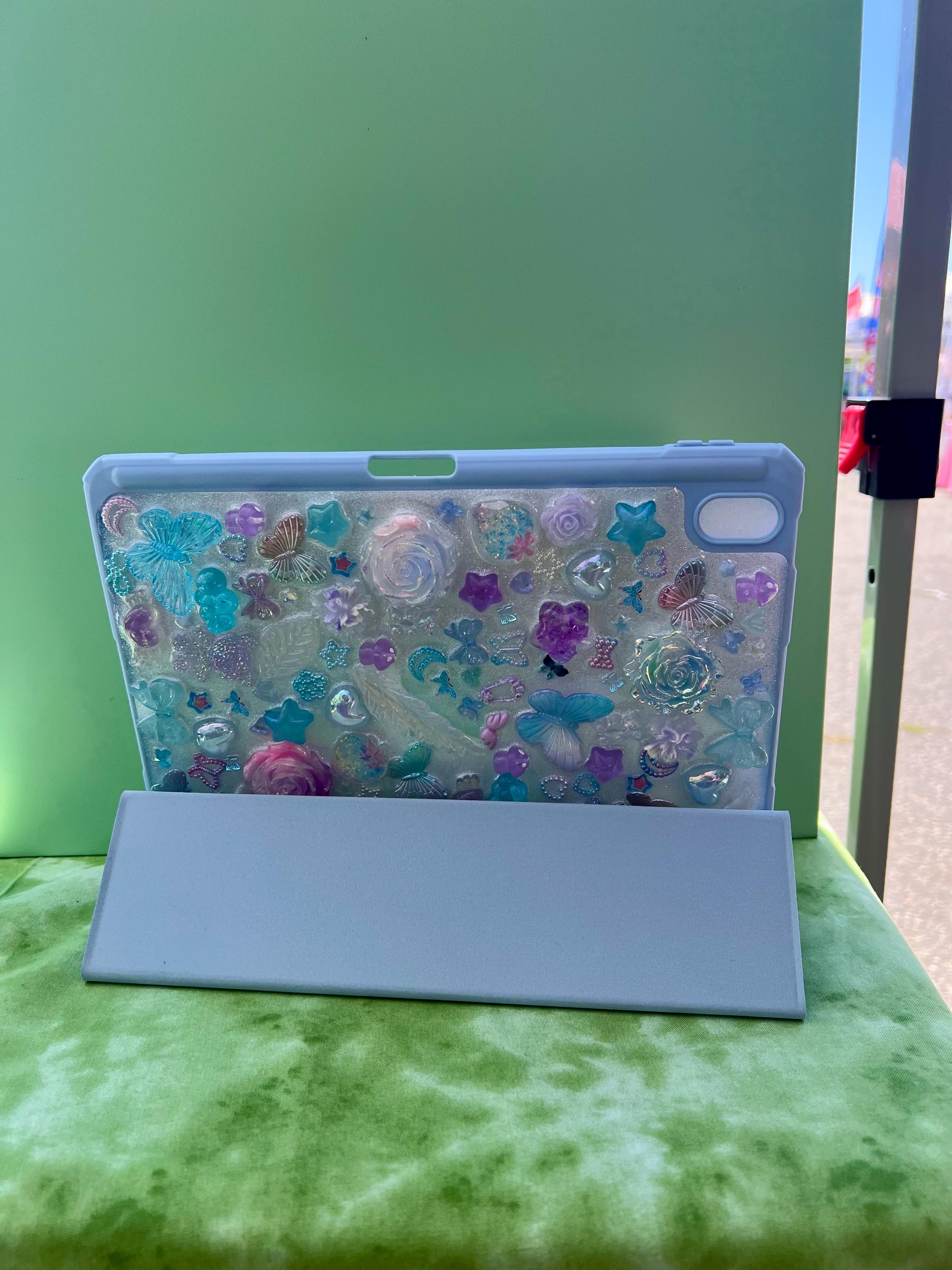 Pastel Butterfly & Star Garden (ONLY ONE AVAILABLE!) Ipad Air (Gen 4-5)