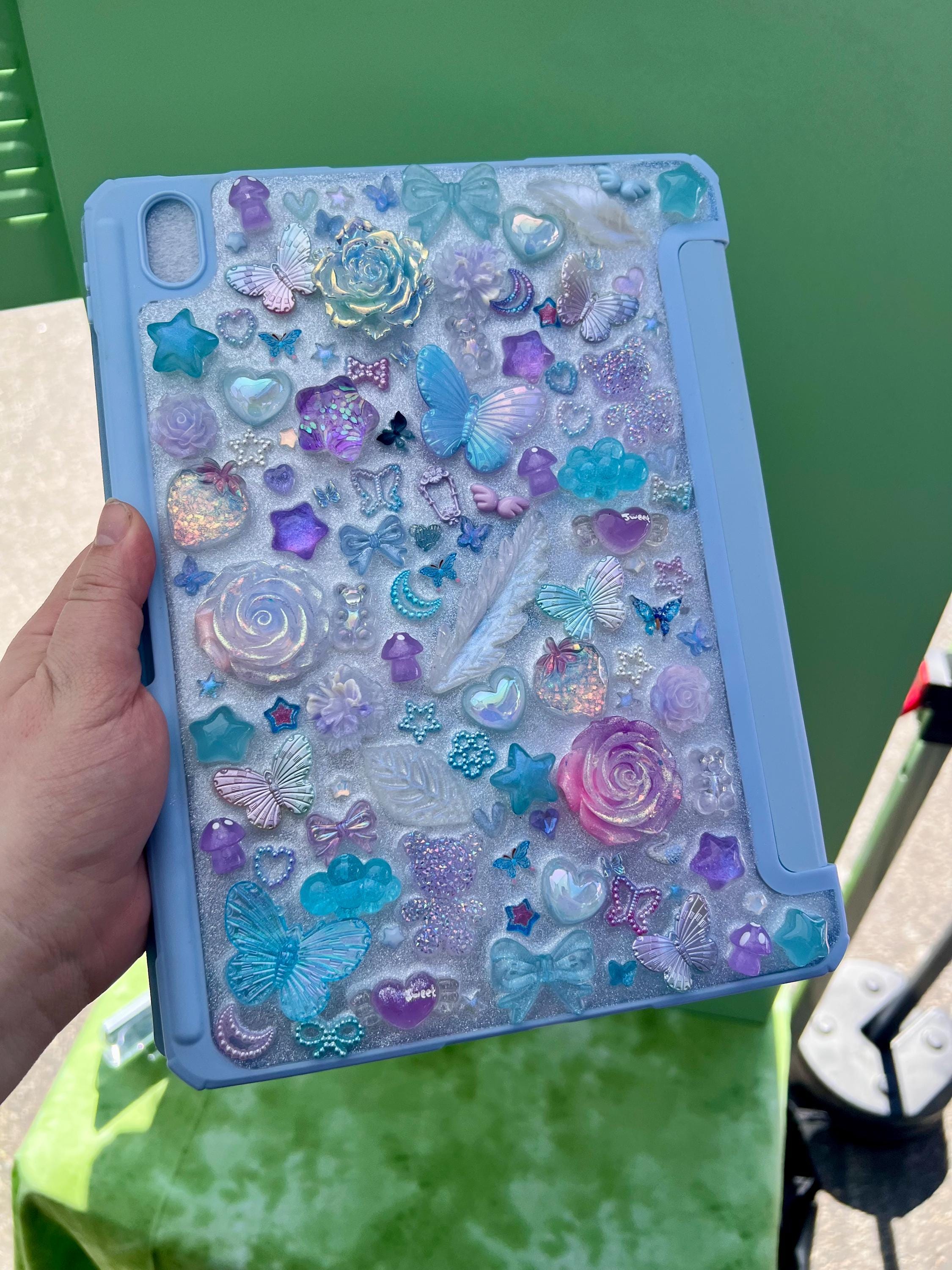 Pastel Butterfly & Star Garden (ONLY ONE AVAILABLE!) Ipad Air (Gen 4-5)
