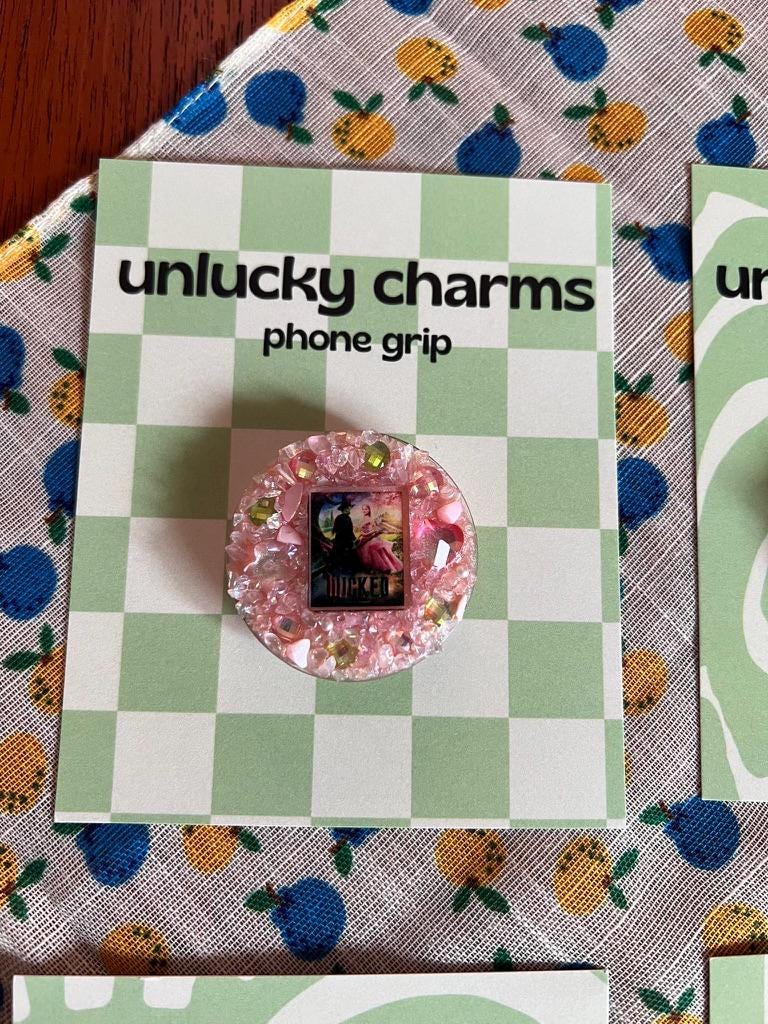 wicked inspired 3D phone grips / phone accessories / shiz, wiz, glinda, elphaba