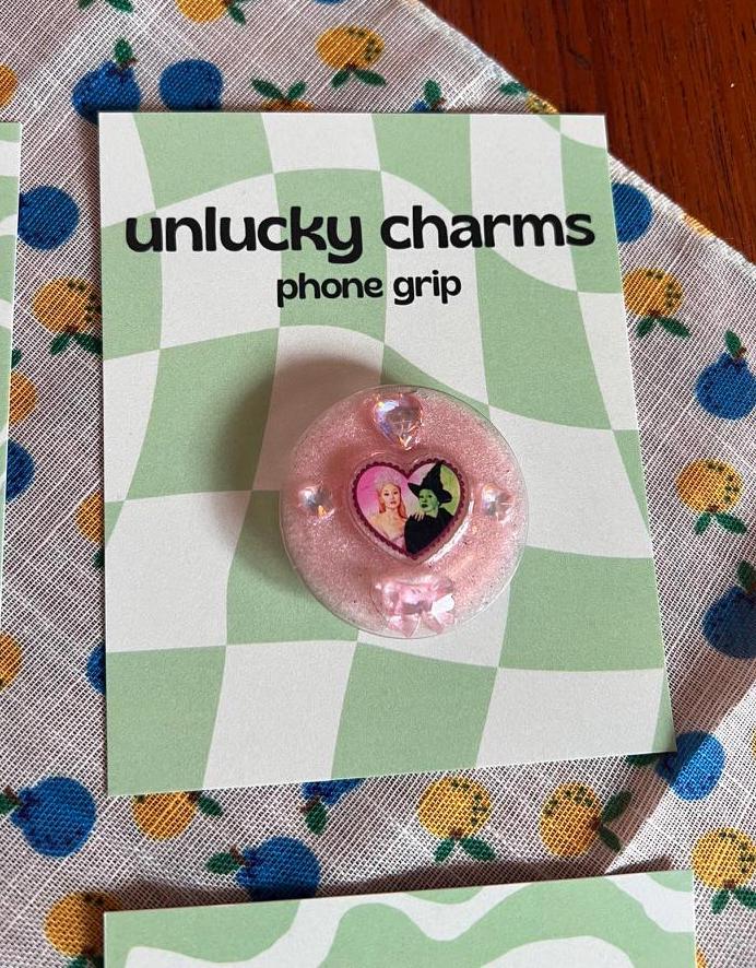 wicked inspired 3D phone grips / phone accessories / shiz, wiz, glinda, elphaba